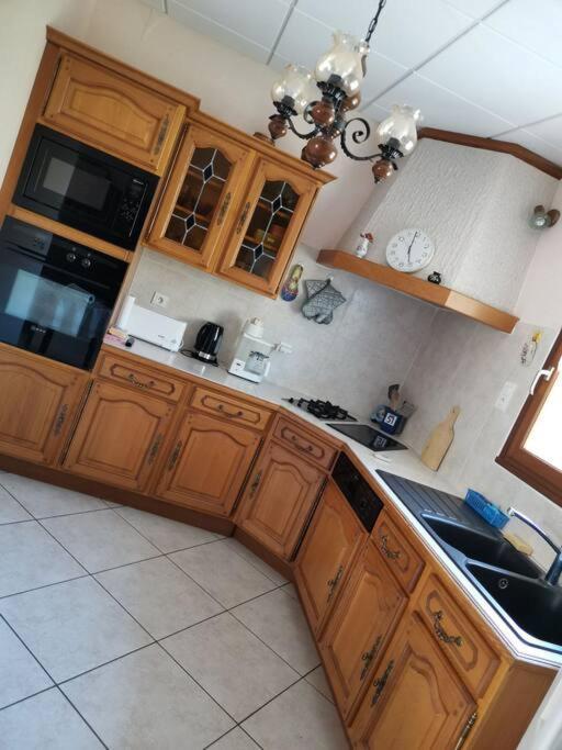 Вилла Maison De Campagne Avec Lac Prive Saint-Come-d'Olt Экстерьер фото